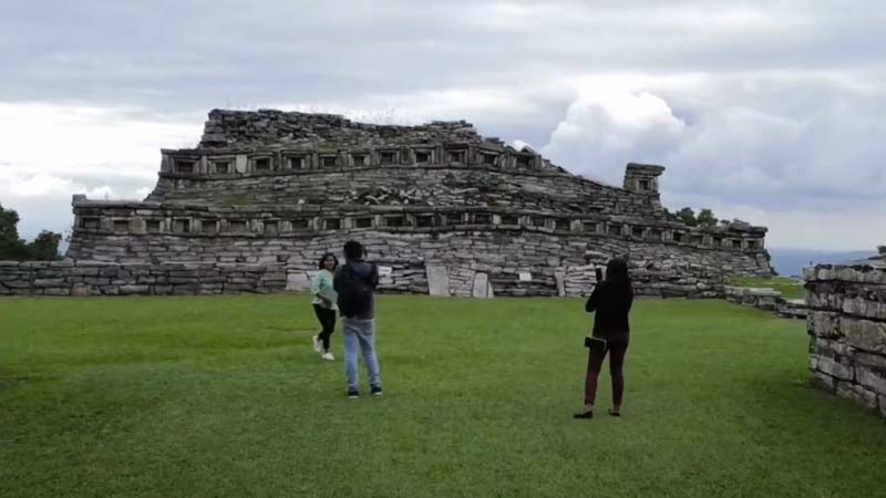 Zona arqueológica de Yohualichan: Historia, naturaleza y cultura en Puebla