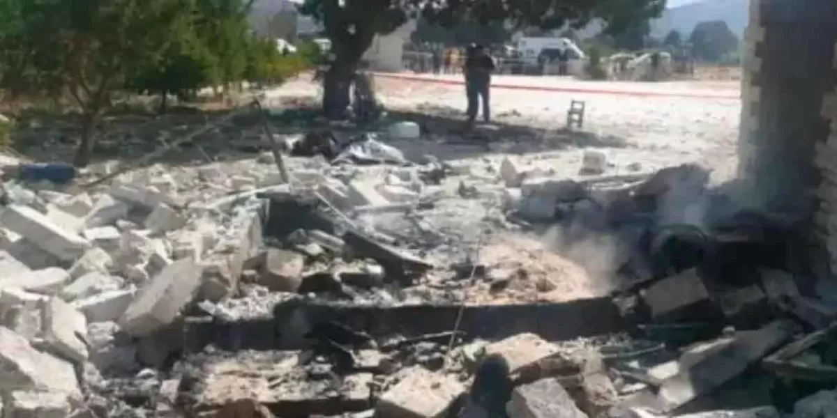 Explosión de polvorín clandestino sacudió a Chiautzingo