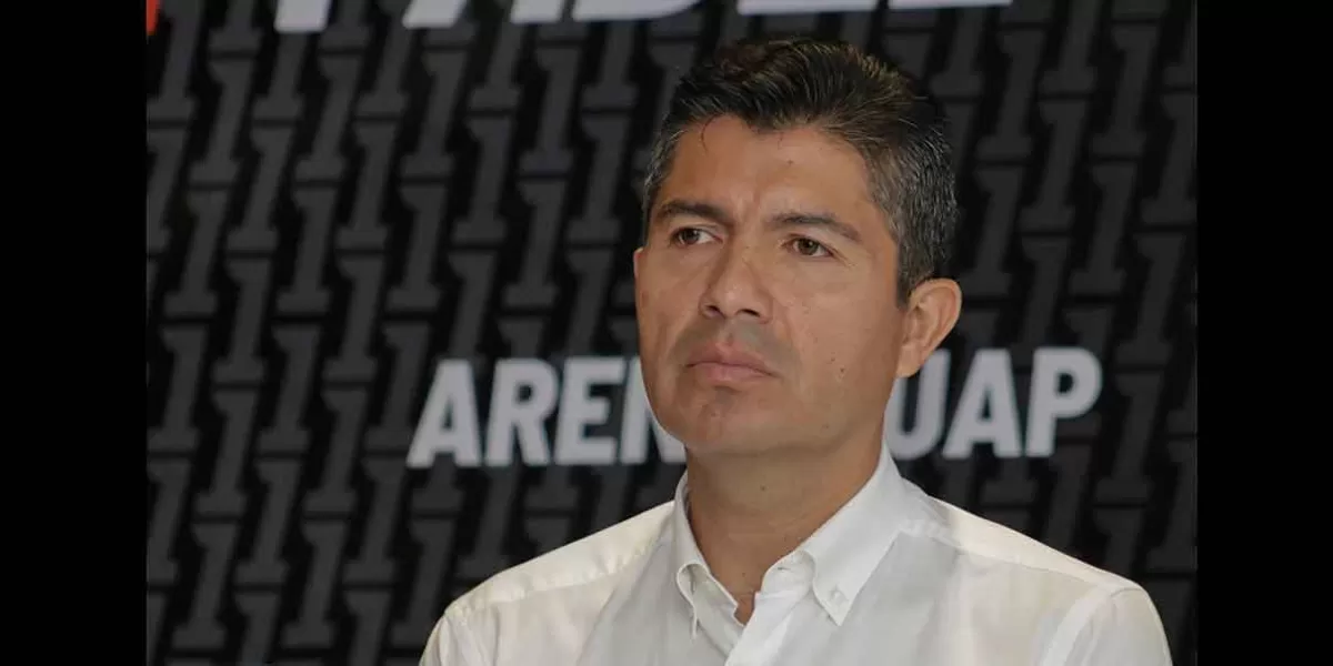 Alcalde de Puebla asegura que permisos no son el problema en actos de violencia en bares; es personal