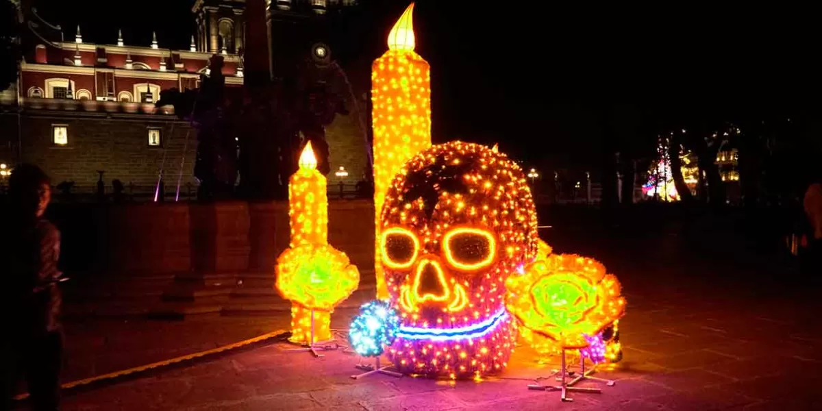 Temporada de Día de Muertos viste espacios del Centro Histórico de Puebla
