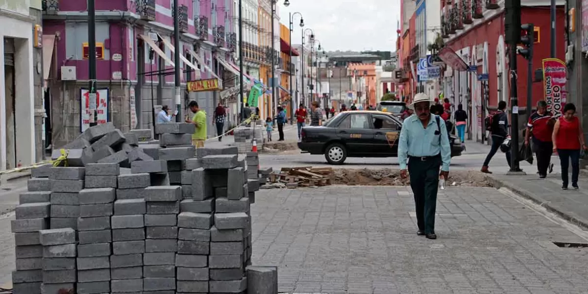 Afectaciones del 25% reportan comerciantes ante obras en CH de Puebla