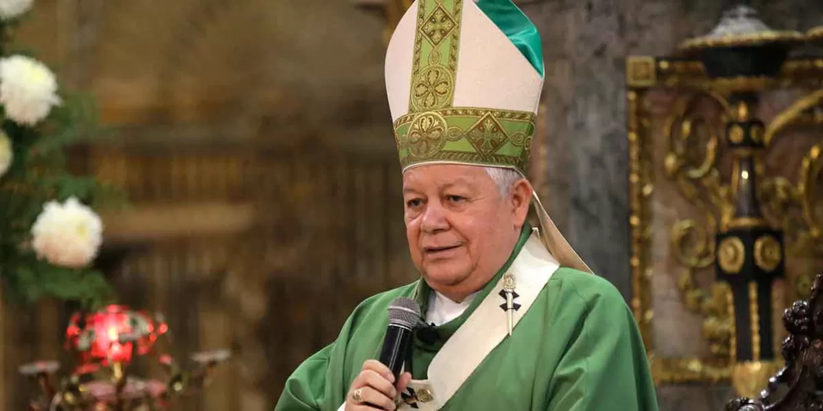 Durante misa, arzobispo de Puebla llama a restablecer la paz desde el interior de las personas