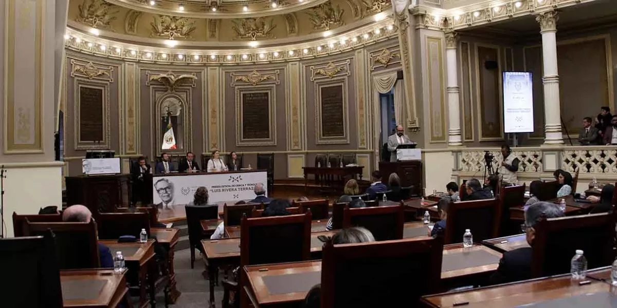 Recibe Congreso de Puebla Paquete Económico del Ejercicio Fiscal 2024