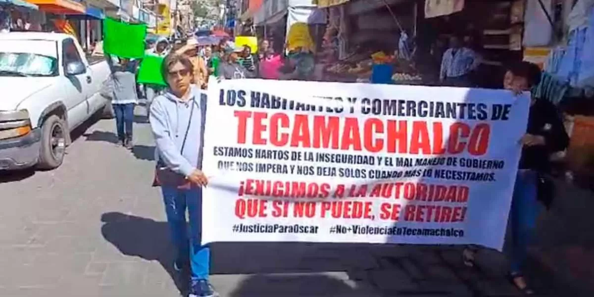 Habitantes de Tecamachalco se manifiestan por aumento de inseguridad