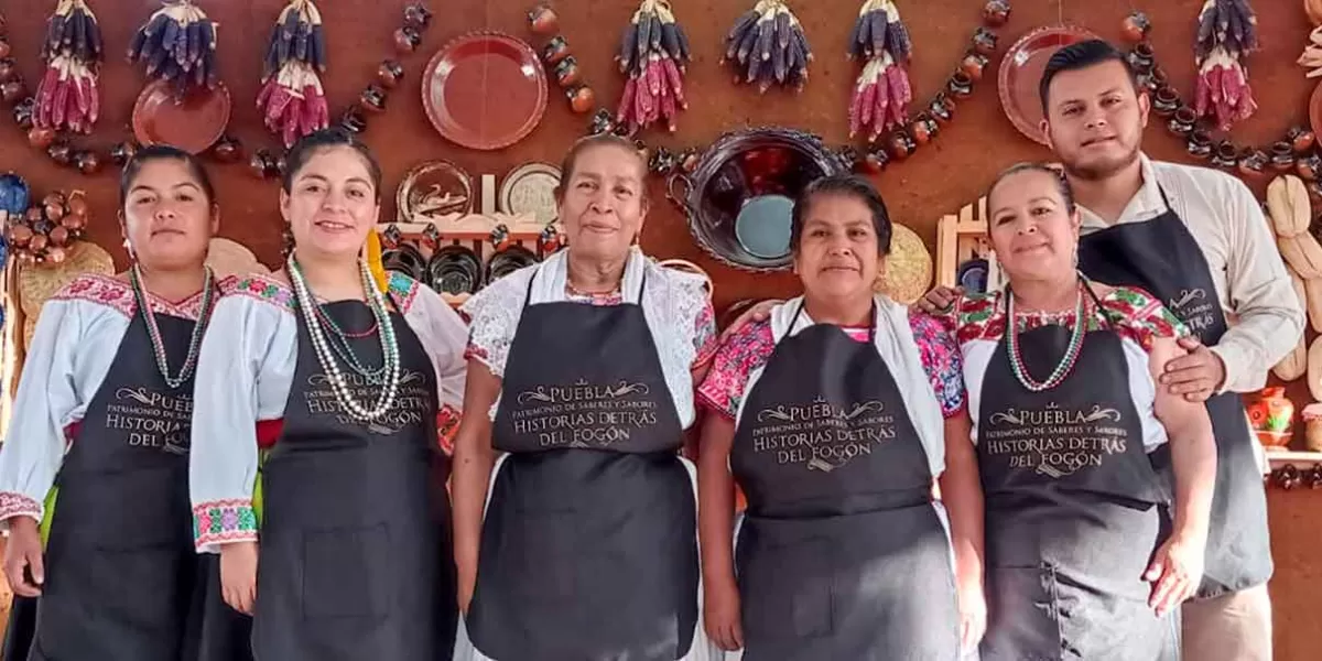 Para impulsar la gastronomía tradicional cocineras de Cuetzalan, Tlatlahuiquitepec y Zacapoaxtla participan foro de Morelia
