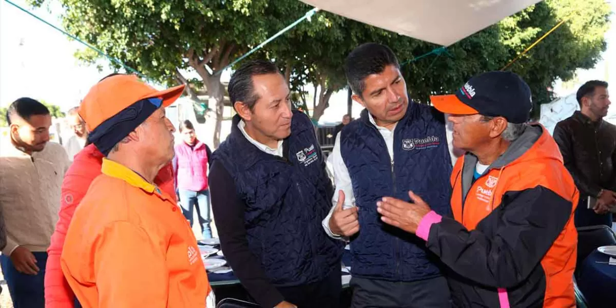 Celebra Ayuntamiento de Puebla el día del trabajador del Servicio de Limpia