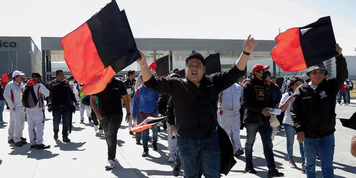Golpe a proyectos y estabilidad de Puebla con la huelga en AUDI