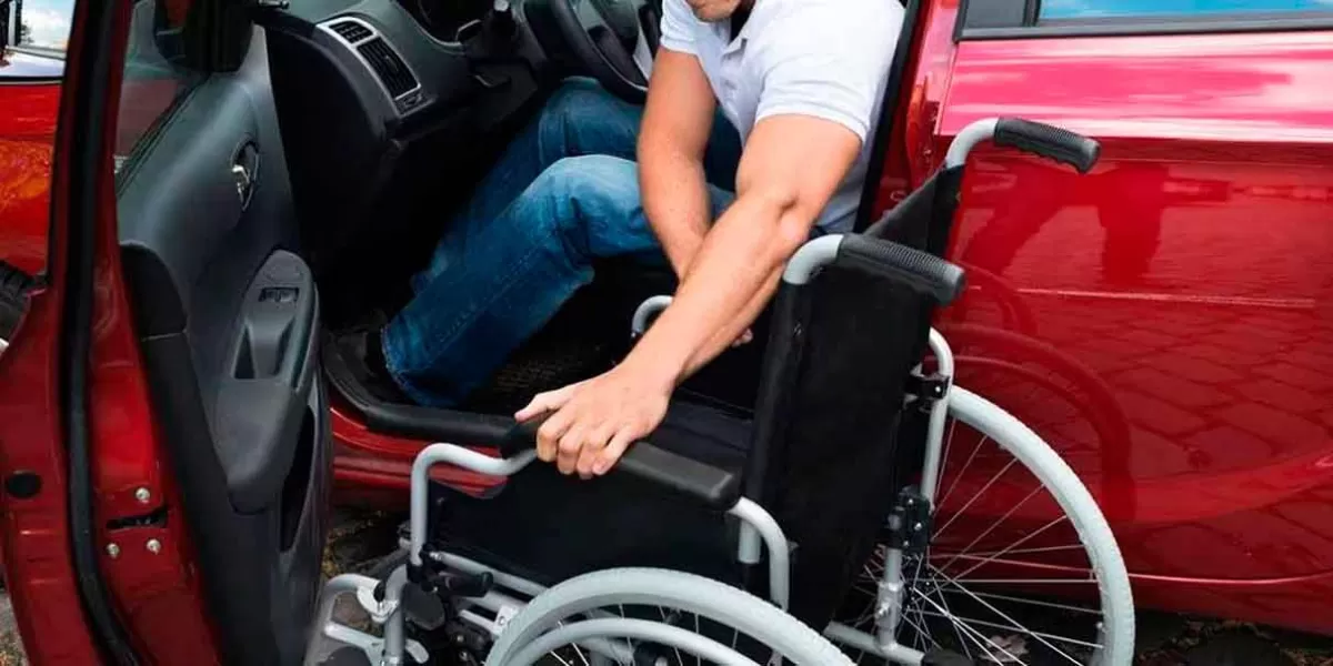 Reforma permitiría a personas con alguna discapacidad obtener licencia de manejo