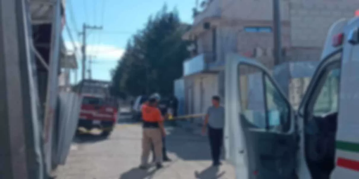 Bale4n a hombre frente a bachillerato de Atoyatenco; estaba dentro de una camioneta