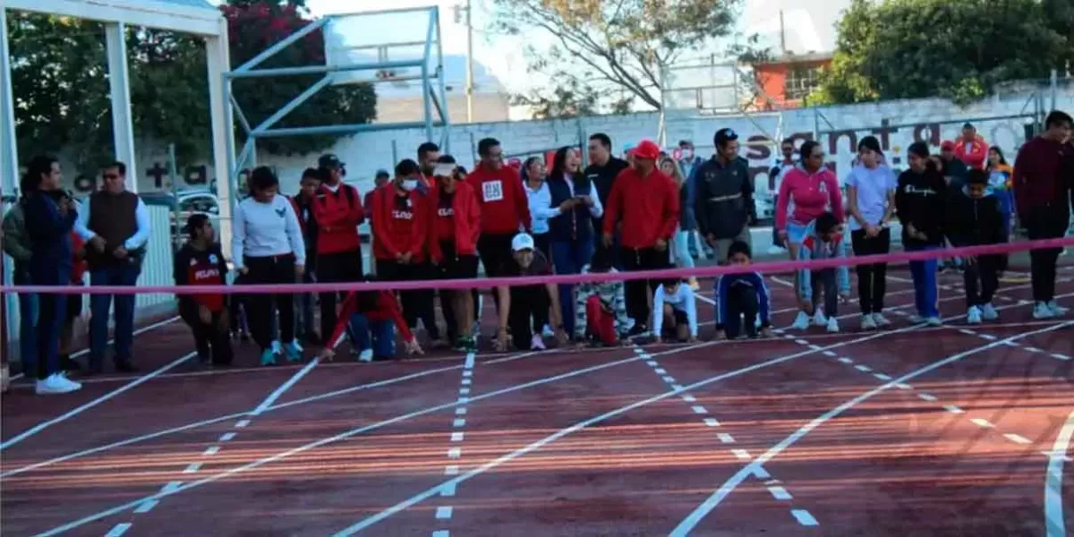 Irene Olea inauguró pista de Tartán en la Unidad Deportiva Mariano Matamoros