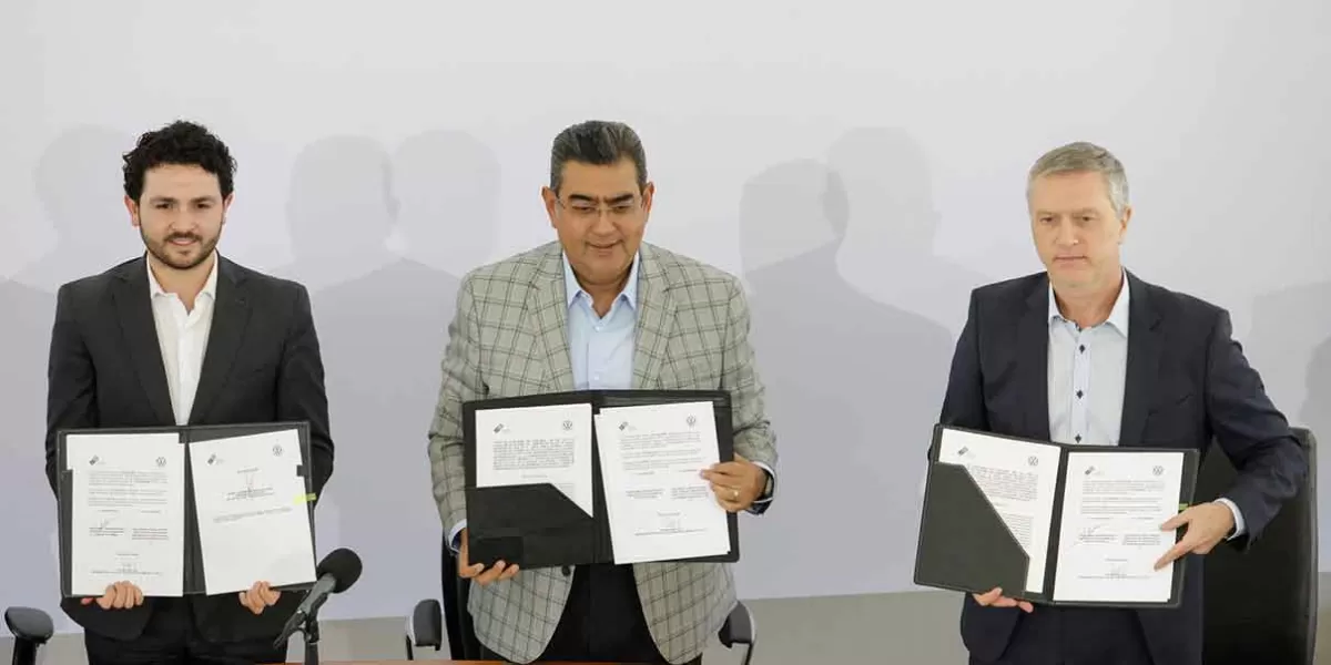Sergio Salomón informa que VW invertirá en electromovilidad en Puebla