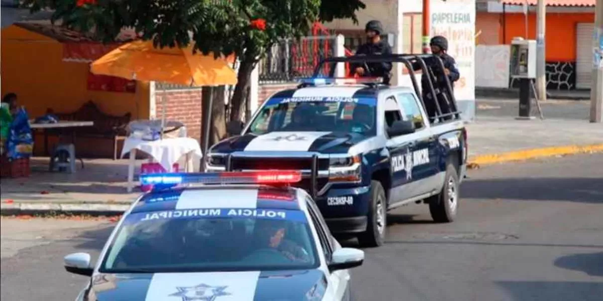 Coordinación policial para brindar seguridad a habitantes y visitantes de Atlixco