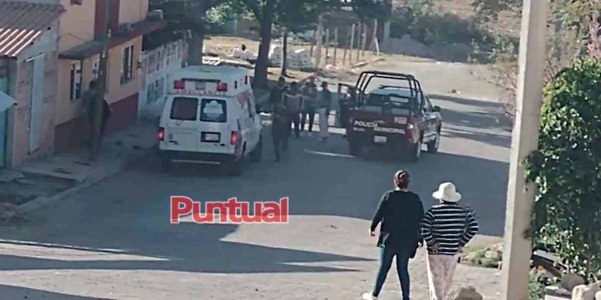 En Tlalancaleca, un sujeto es apuñalado cuando caminaba por calles del municipio