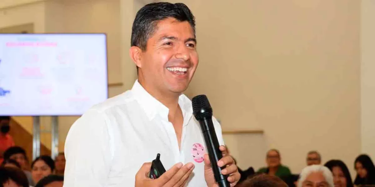 Lalo Rivera reveló a mujeres en Tehuacán que encuestas reportan tendencia favorable