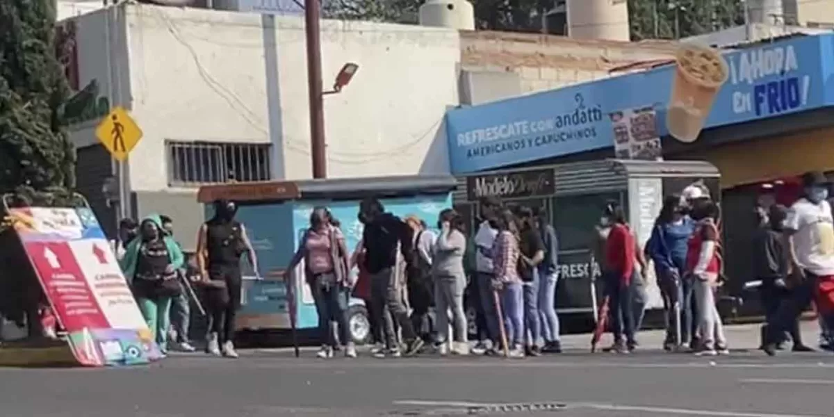 Tras enfrentamiento en la Feria de Puebla los franeleros permanecerán