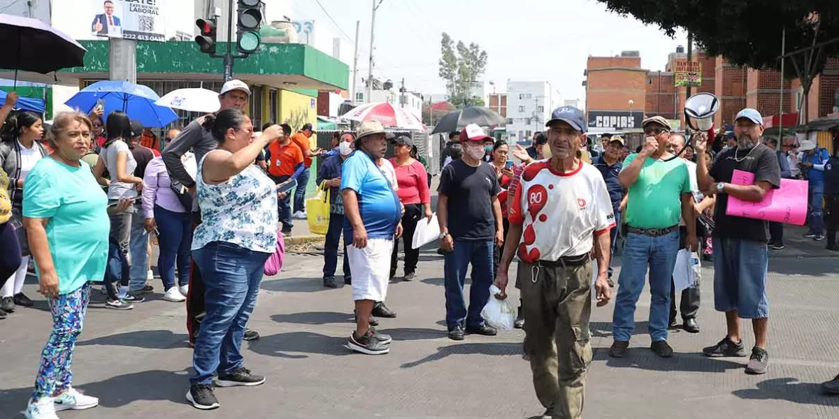 Cierran calles por falta de AGUA en La Margarita; ajuste a tandeo en 4 municipios