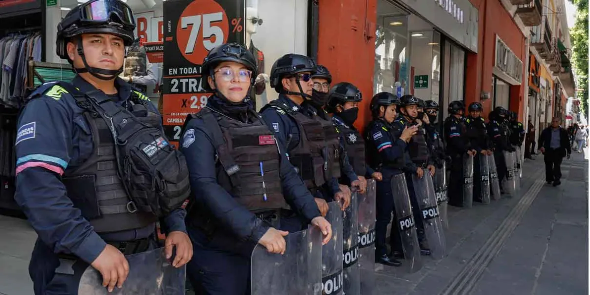 Con la fuerza pública fueron retirados ambulantes del Centro Histórico