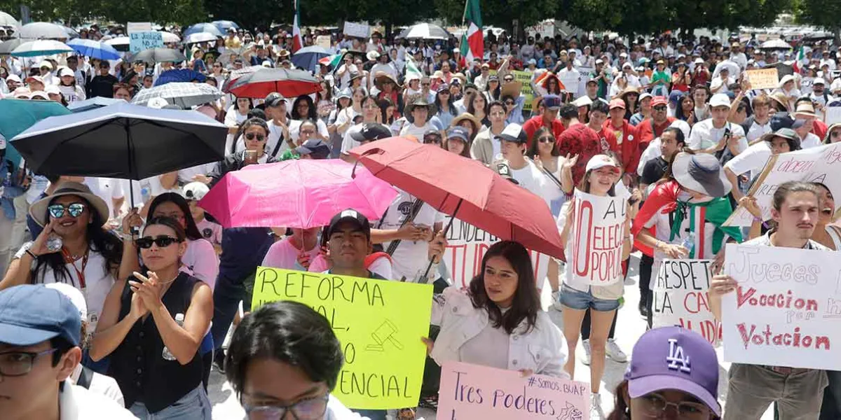 En Puebla, universitarios contra reforma Judicial de AMLO: amenaza independencia 