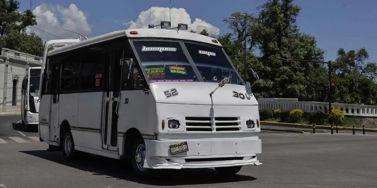 La Ruta 52 no puede ampliar recorrido; Movilidad advierte sanciones