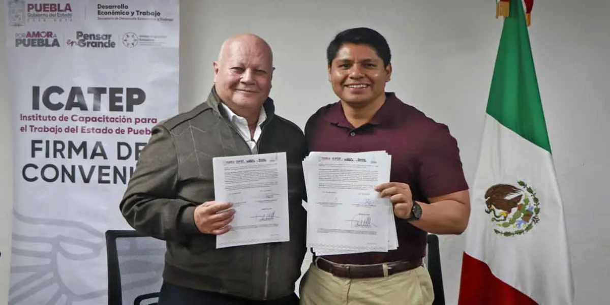 CUAUTLANCINGO, PUE. Omar Muñoz, Presidente Municipal de Cuautlancingo, firmó un convenio de colaboración con el Instituto de Capacitación para el Trabajo del Estado de Puebla (ICATEP), con el objetivo de empoderar a los ciudadanos del municipio en el área laboral y puedan contar así con más alternativas que les generen mayores ingresos que permeen en las familias de las más de 150 mil personas que viven en la comunidad.  El alcalde agradeció la disposición del director de la dependencia, Alfonso Aguirre Gon