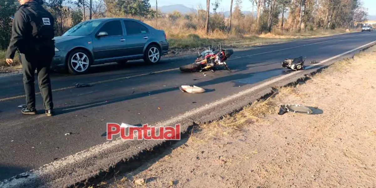 Accidente en Tlahuapan deja un motociclista herido; se impactó en la México-Puebla