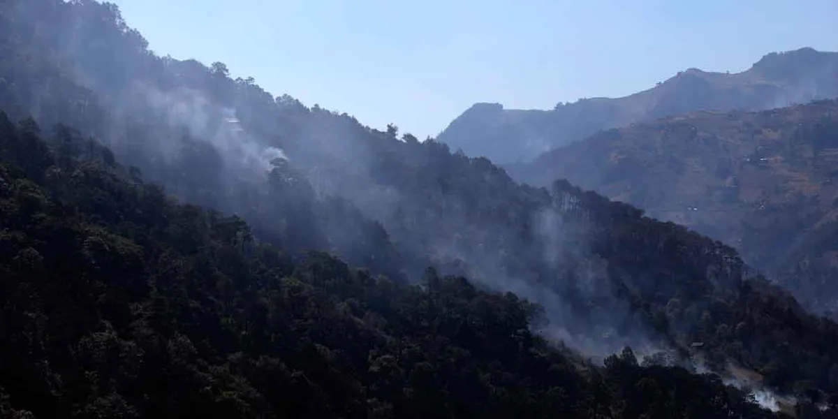 Controlan incendios forestales en Chiconcuatla y Zacatlán; hubo dos más en la capital