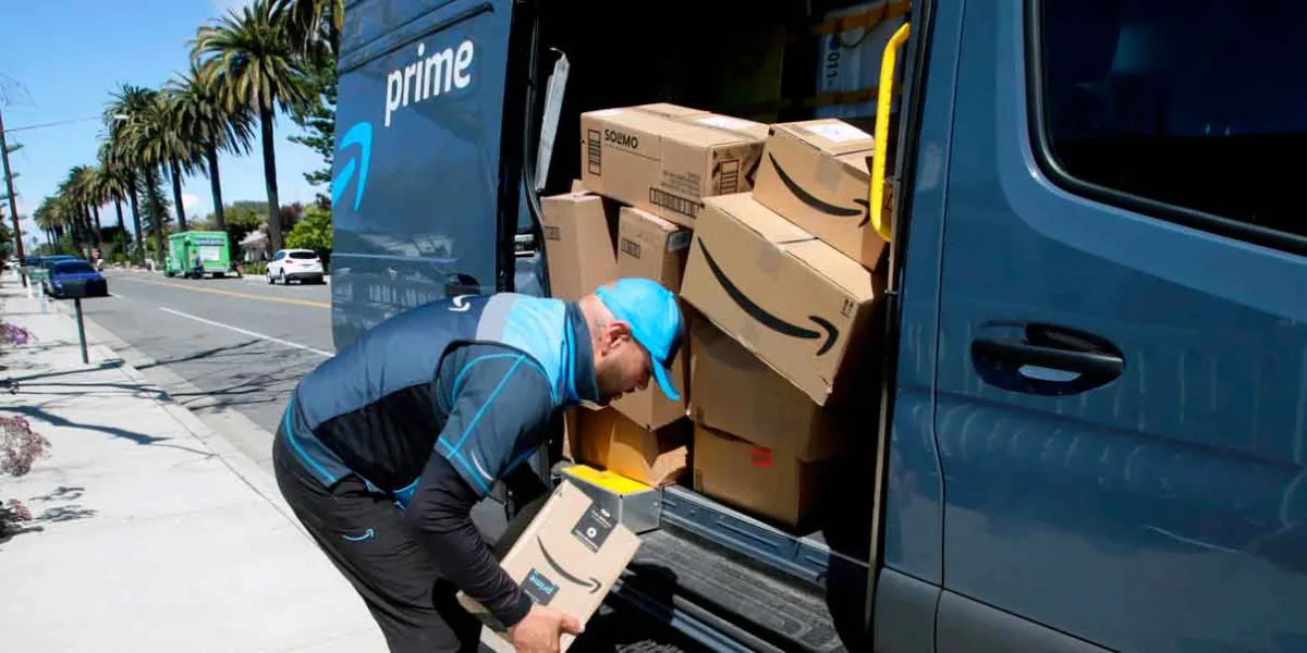 Amazon niega plan para mostrar aranceles  tras críticas de la Casa Blanca y presión directa de Trump