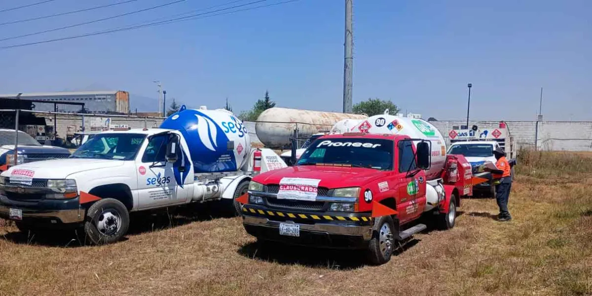 Retienen pipas en Cuautlancingo por incumplir medidas de seguridad