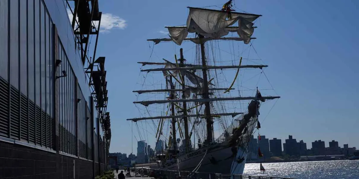Armada de México: El buque Cuauhtémoc intentó evitar la colisión en Brooklyn