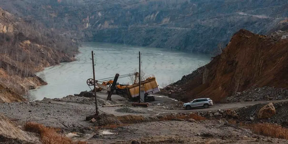 EU refuerza su influencia en Ucrania con acceso privilegiado a minerales y petróleo
