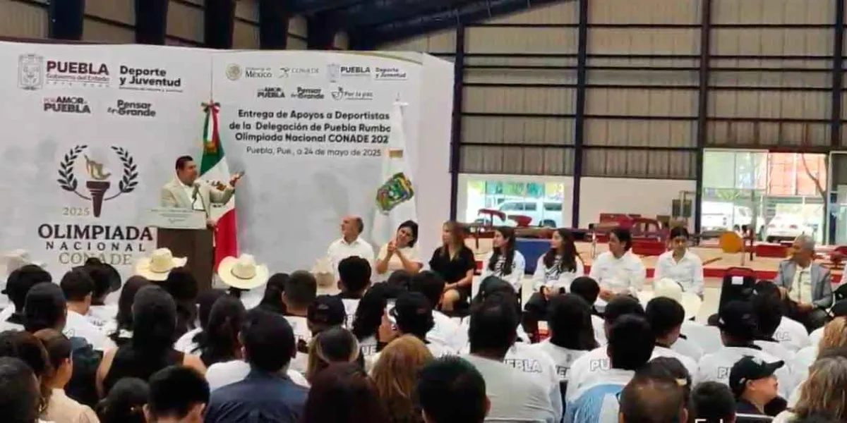 Entrega Armenta apoyo a deportistas poblanos rumbo a la CONADE 2025