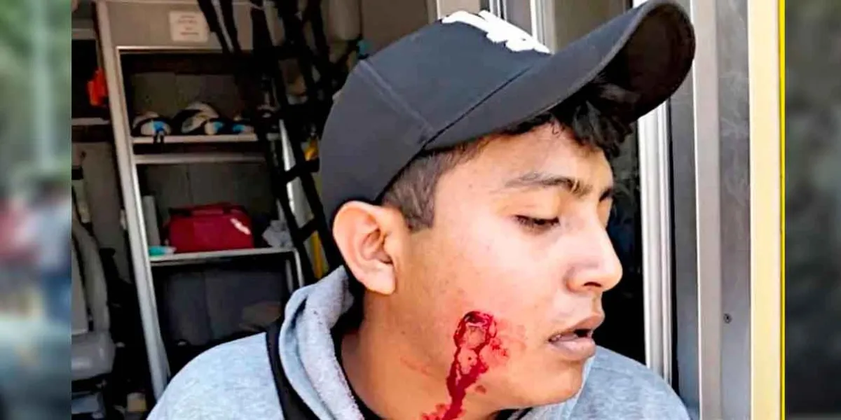 Gas lacrimógeno y represión contra estudiantes del Tecnológico de Los Ríos en Tabasco