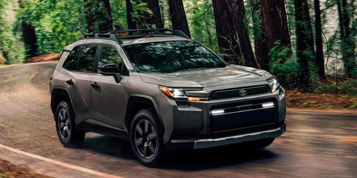 Toyota RAV4 2026: Evoluciona con más tecnología, eficiencia híbrida y un ecosistema digital completo