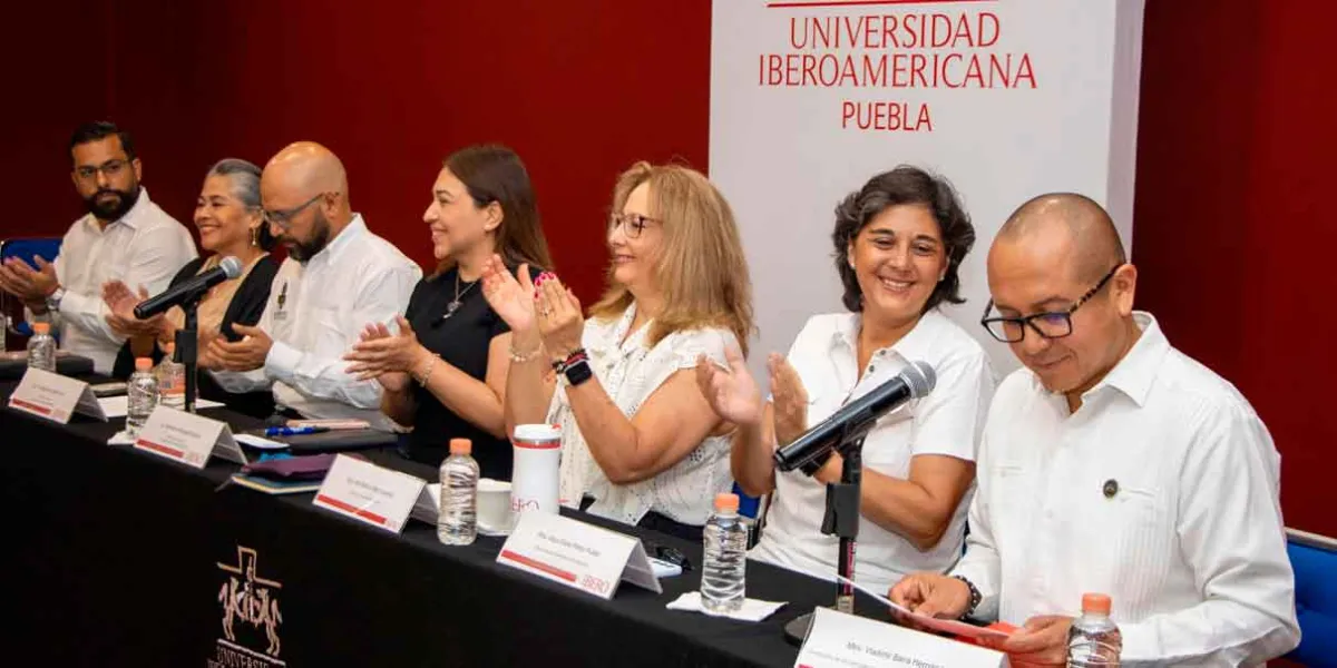 Huauchinango recibió estrategias de la Ibero para fortalecer el sector turismo