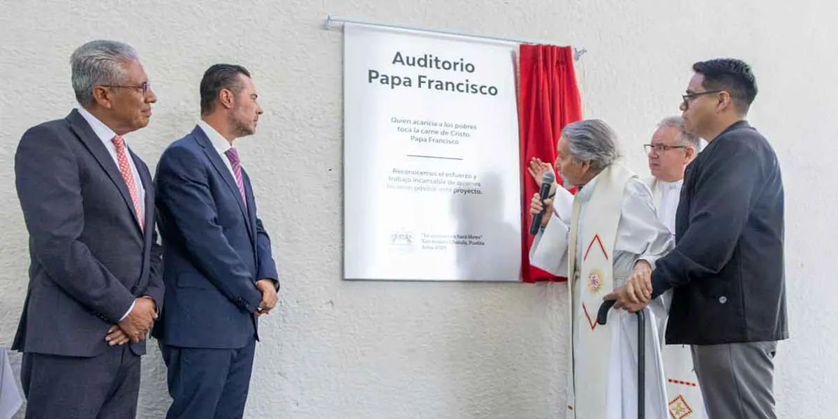 IBERO Puebla inaugura el Auditorio Papa Francisco: un espacio para el diálogo y la formación