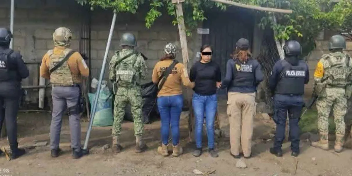 Mujer atendía punto de venta de droga en Huaquechula