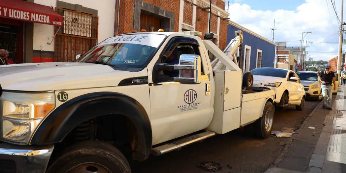 El servicio de grúa y corralones ya tienen TARIFA; cobros bajan 60%, dijo Movilidad