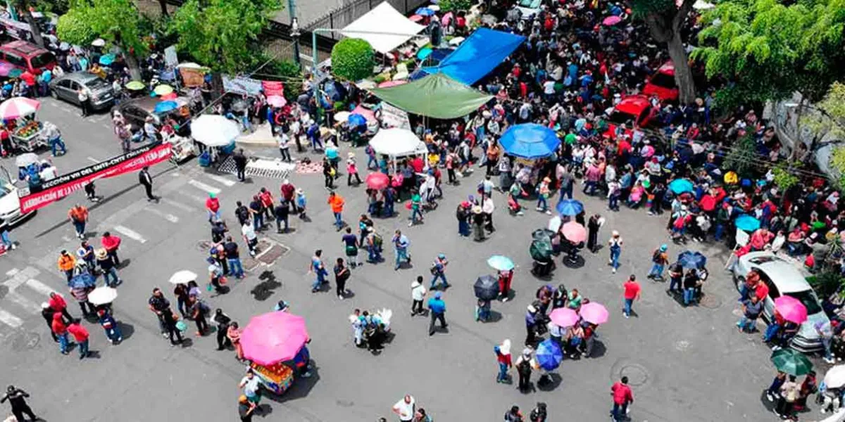 La CNTE agrede a oficinas y policías; la SEP exige dialogo