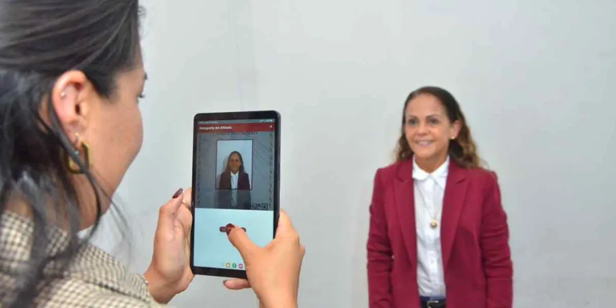 Nueva estrategia de Morena para afiliación y entrega de credenciales en agosto 2025