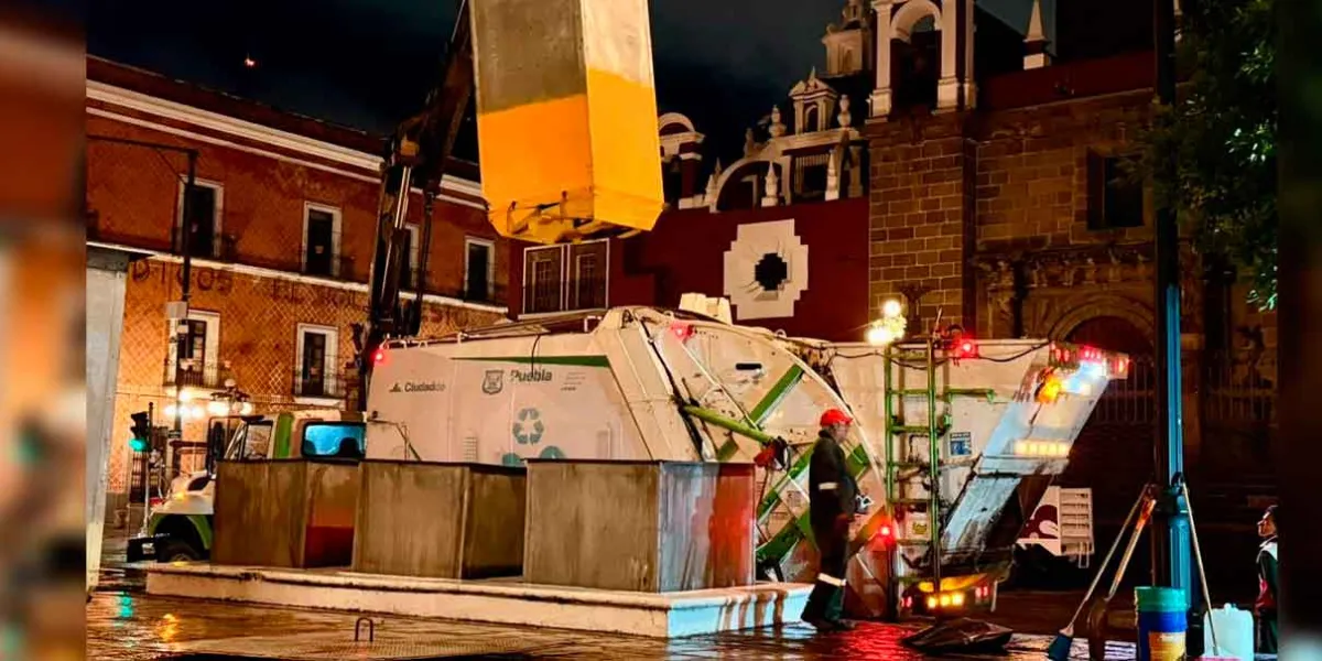 Realiza OOSL segunda intervención de limpieza en contenedores soterrados del Zócalo de Puebla
