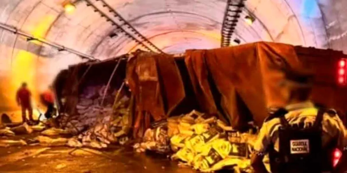 Trágico accidente en el túnel Zoquital deja un trailero fallecido en la autopista México–Tuxpan