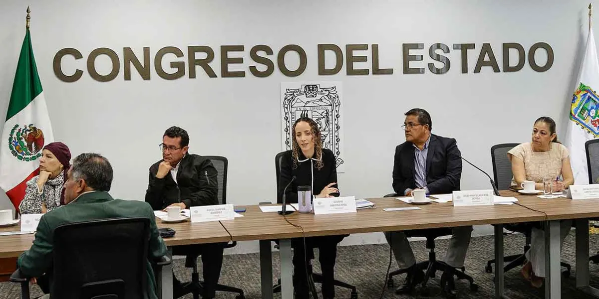 Aprueban en Comisión leyes secundarias de la Ley de Transparencia en Puebla; funciones del ITAIPUE pasan a nuevo organismo