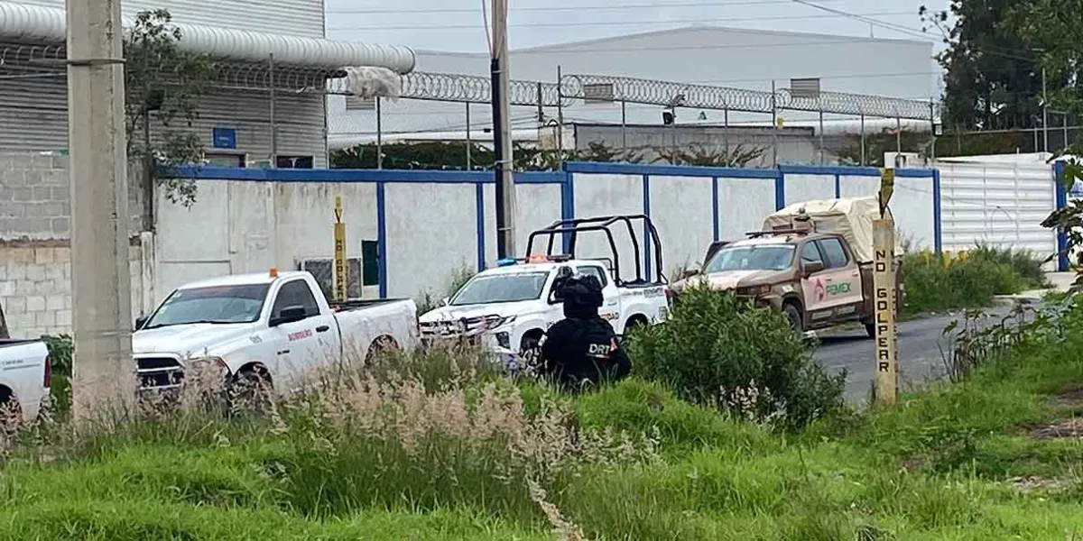 Detectan nueva toma clandestina en ducto de Pemex en el Parque Industrial Chachapa, Puebla