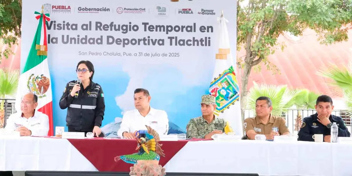 -La Coordinadora Nacional de Protección, Laura Velázquez y el gobernador de Puebla, Alejandro Armenta recorrieron la Ruta 2 de Evacuación del Volcán Popocatépetl.