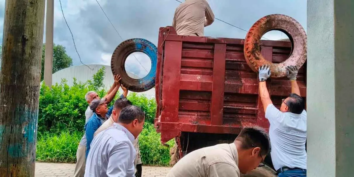 Eliminan en Huauchinango 20 toneladas de cacharros en el combate al dengue
