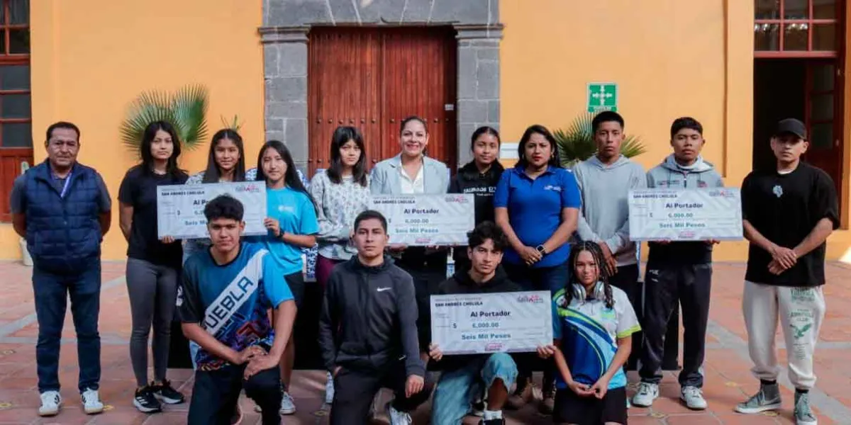 Impulsa Lupita Cuautle con becas al talento deportivo en San Andrés Cholula