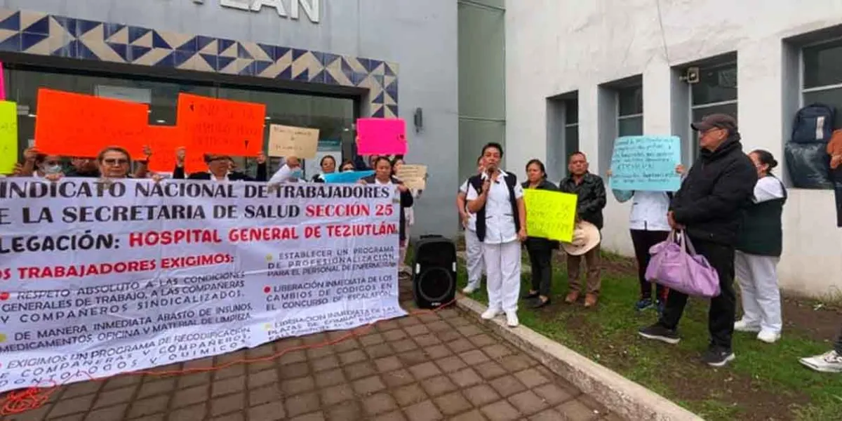 Persisten protestas de personal de Salud en cuatro municipios