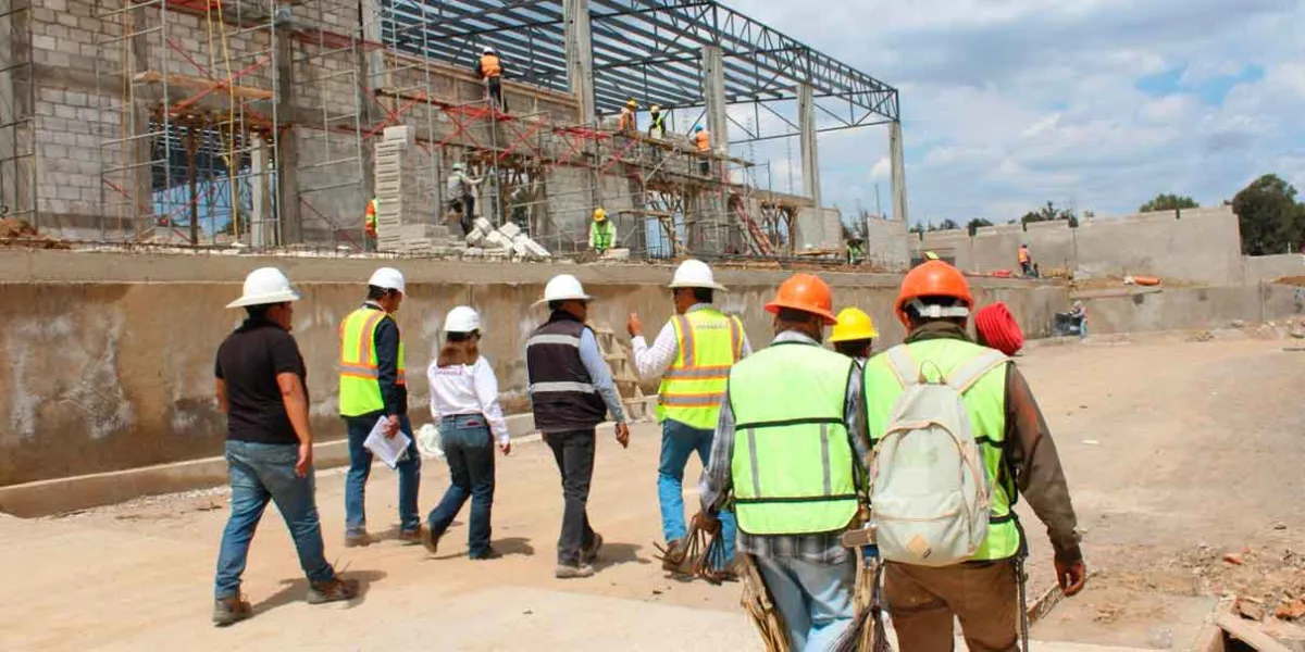Supervisa Dulce Lilia Rivera avances en obras del Bachillerato Tecnológico en CU2