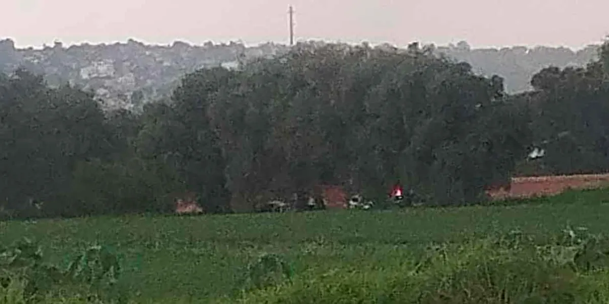 En Huejotzingo, hallan cuerpo con huellas de violencia dentro de un Audi 