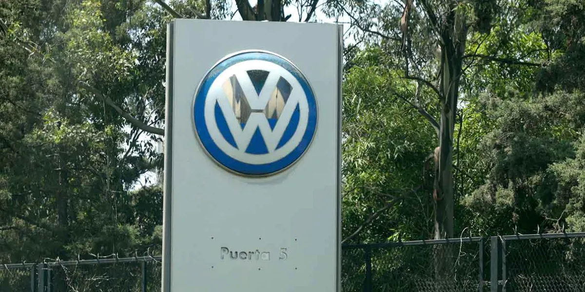 Volkswagen y sindicato mantienen negociaciones en suspenso